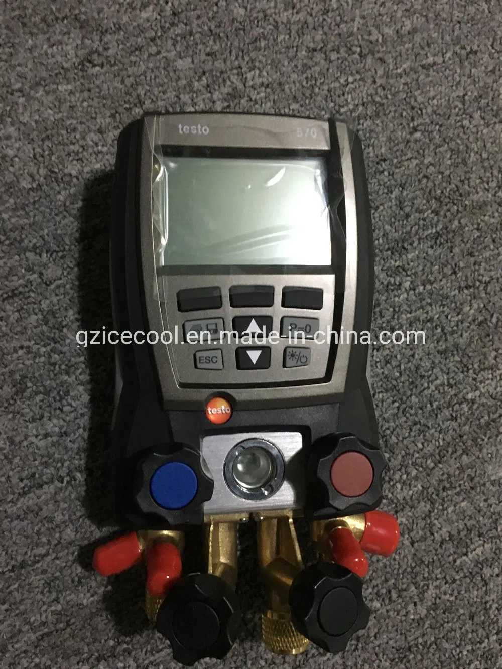 40 Refrigerants Testo 570-2 4-Way Digital Manifold Gauge No. 0563 5702 with 2 Clamp Temperature Sensor