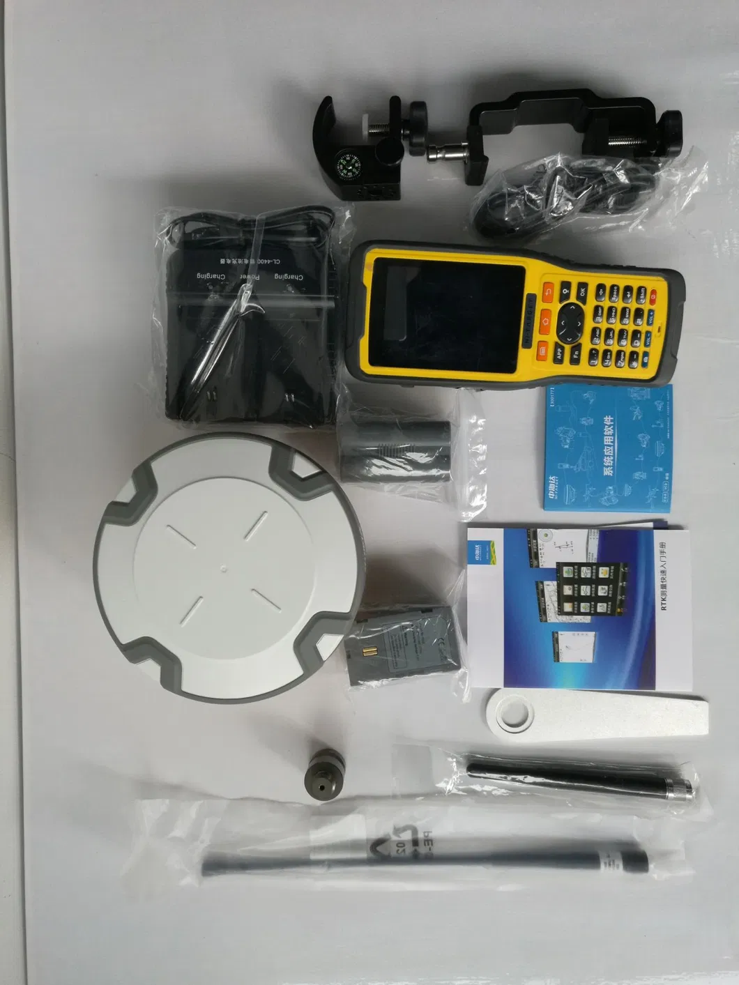 High Accuracy Positioning Measuring GPS Bds Glonass V90 Plus Gnss